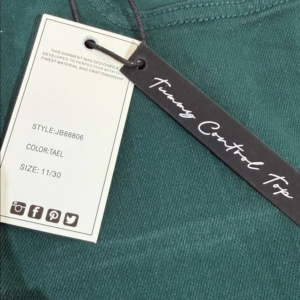 NWT Judy Blue Jeans Size 30 High Waist Cropped With Tummy Control Green - Picture 7 of 13